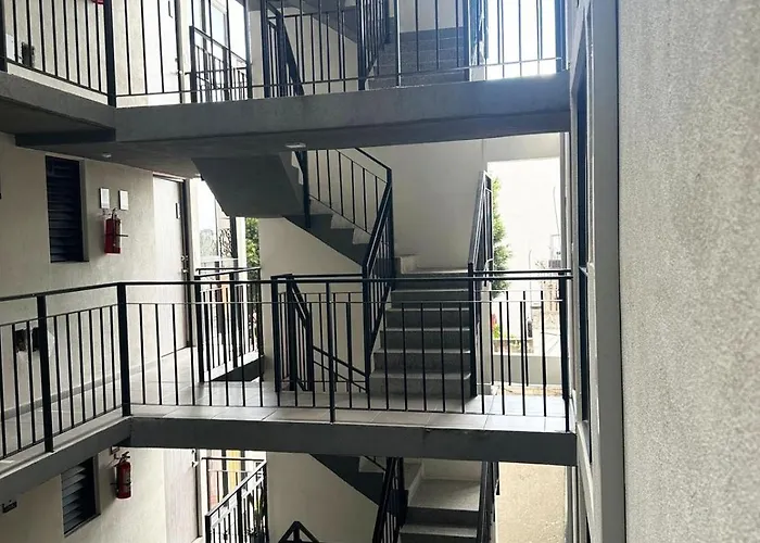 Apartment In The Heart Of City's Historic *